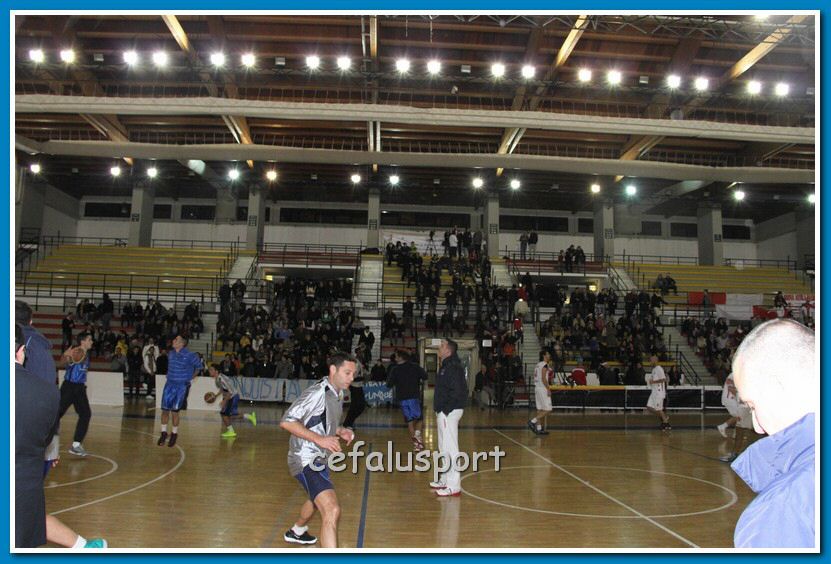 121223 Aquila 042_tn.jpg